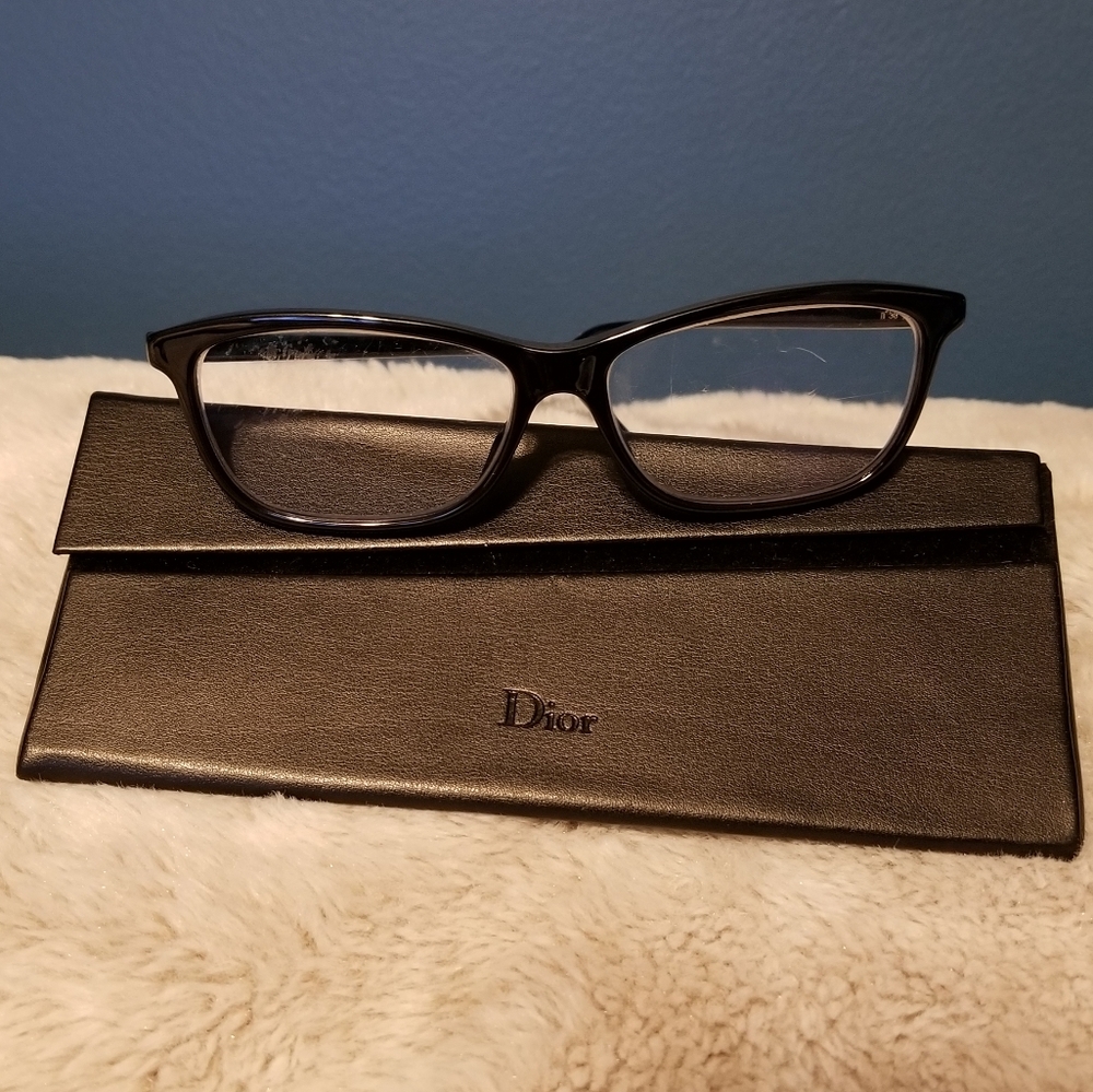 Dior Classic Glasses